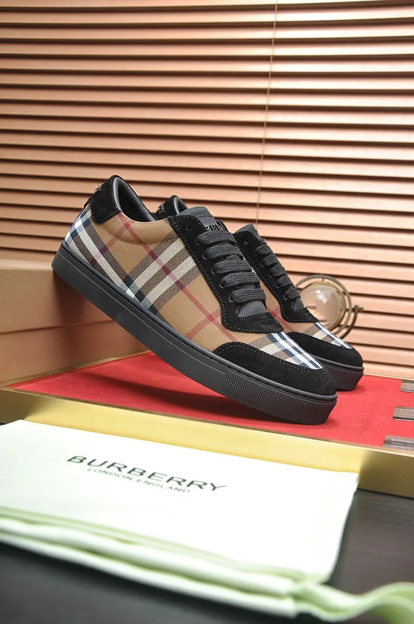 Men's shoes💰480💶[Burberry] (cowhide lining) classic low-top sneakers｜Imported cowhide with classic plaid fabric｜Cow leather lining｜Original outsole｜Fine workmanship and comfortable to wear Size: 38-44 (customized at 45)